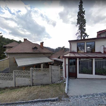 Geppetto'S Studio Braşov Exteriör bild